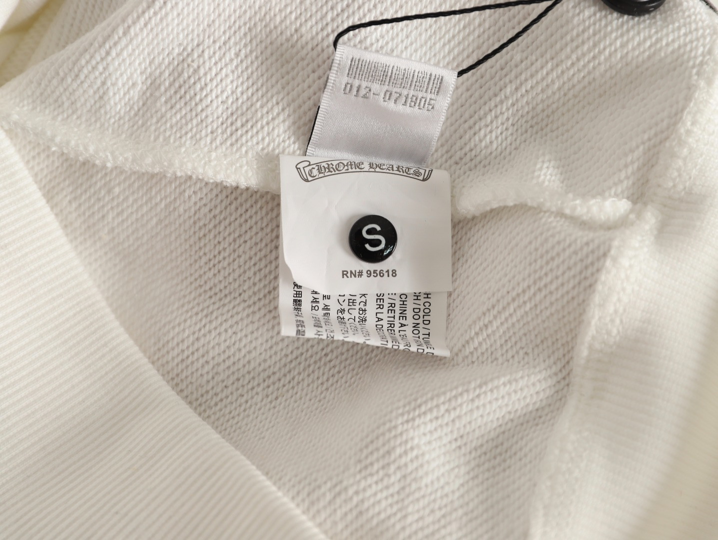 Ch*0me He**ts 25fw coats