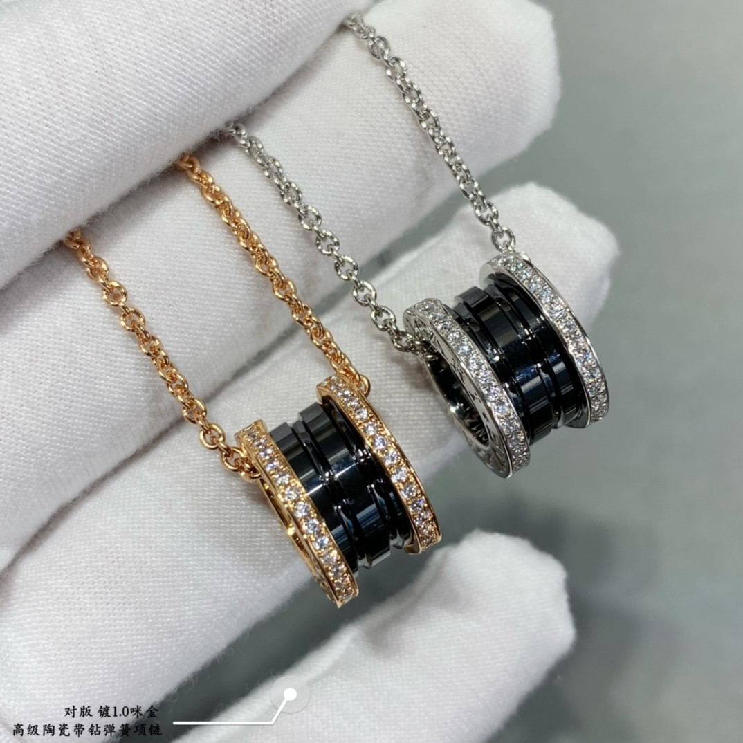 Bvlgari Large ceramic spring with drill Necklace