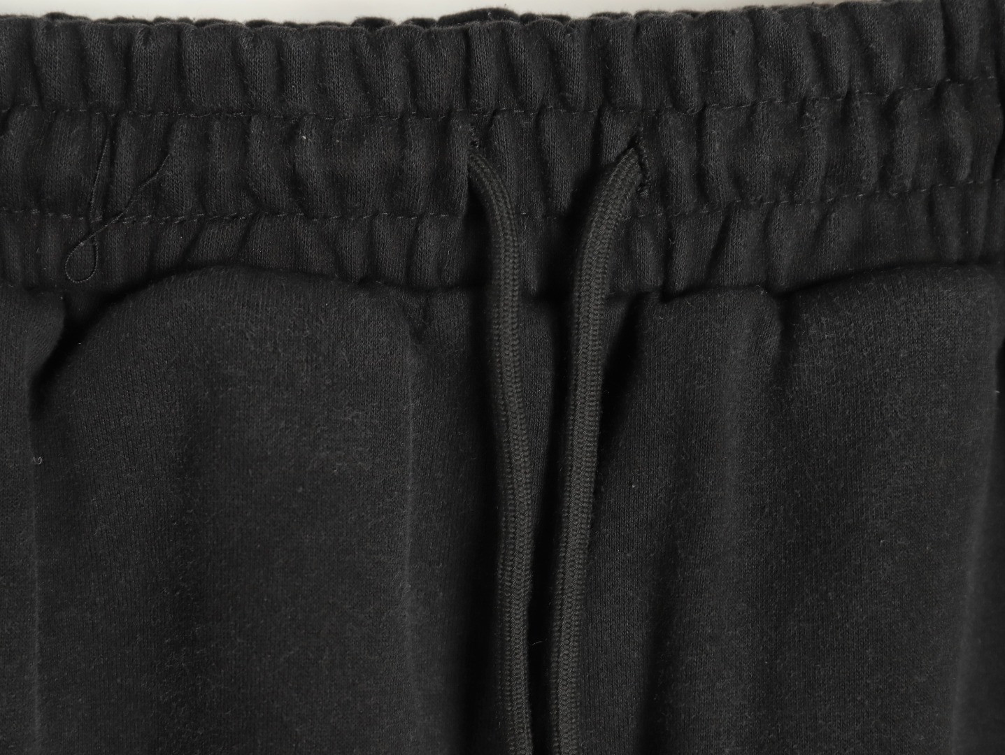 Ch*0me He**ts shorts