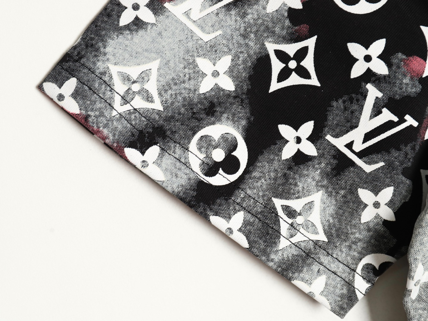 Louis Vuitton LV 25ss Short-sleeved T-shirt