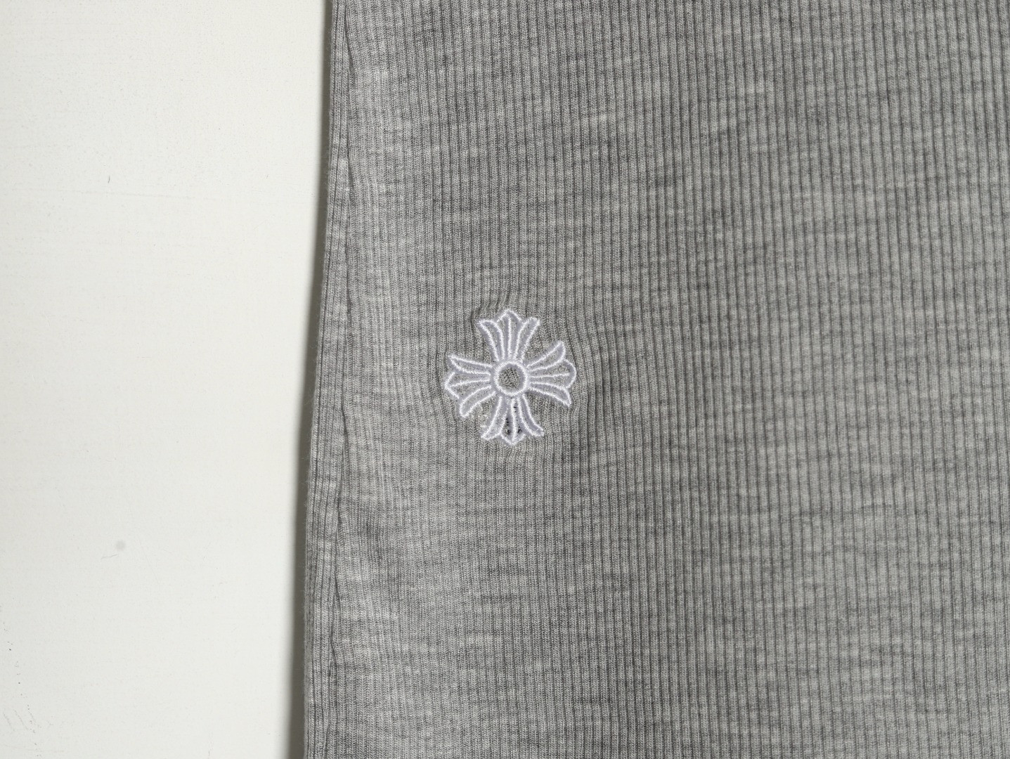 Ch*0me He**ts ch knitting vest