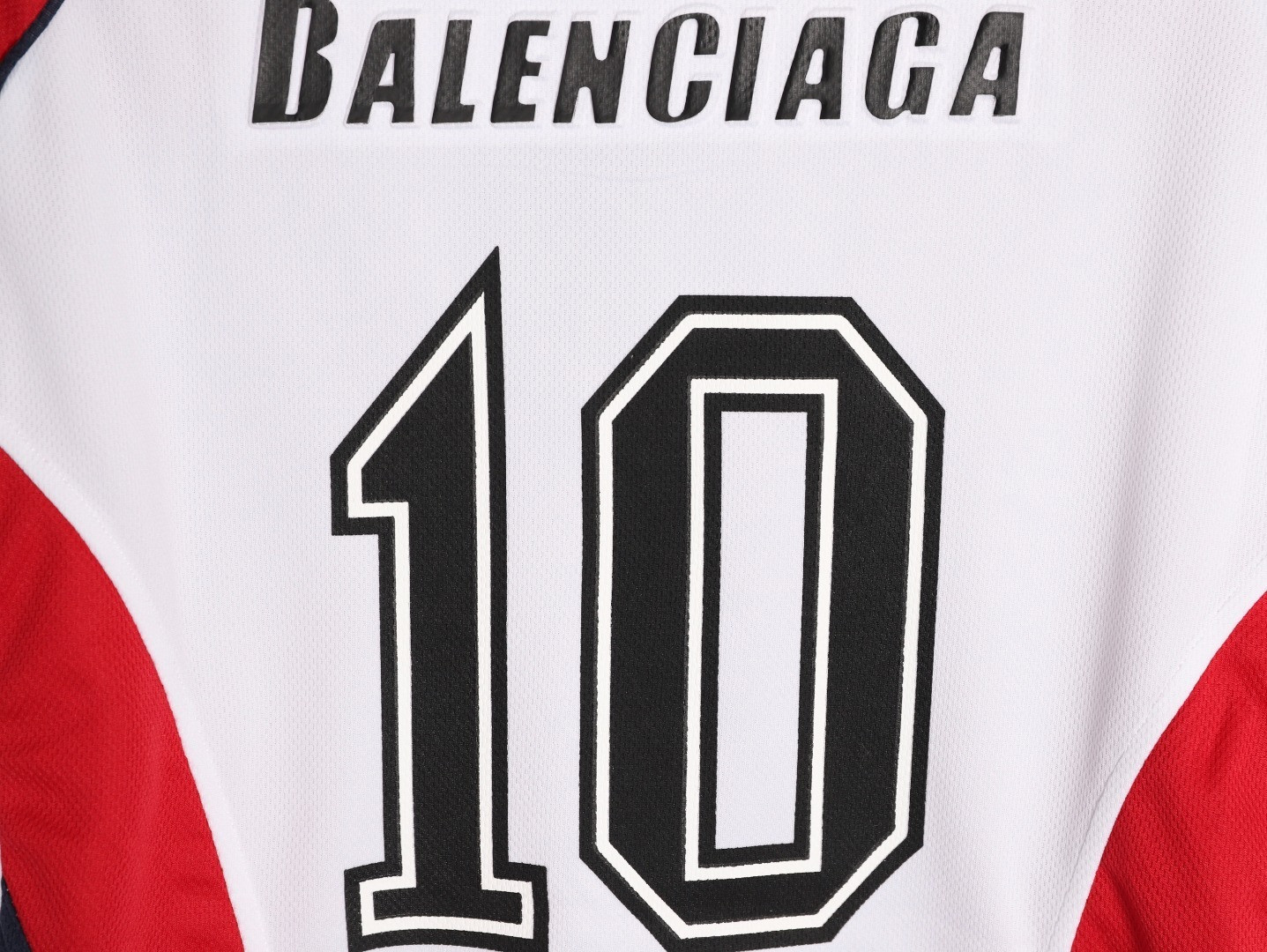 Balenciaga Long-sleeved T-shirt