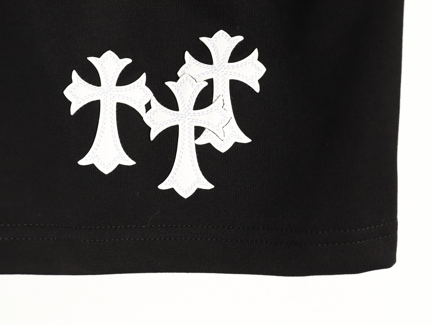 Ch*0me He**ts ch 25ss shorts