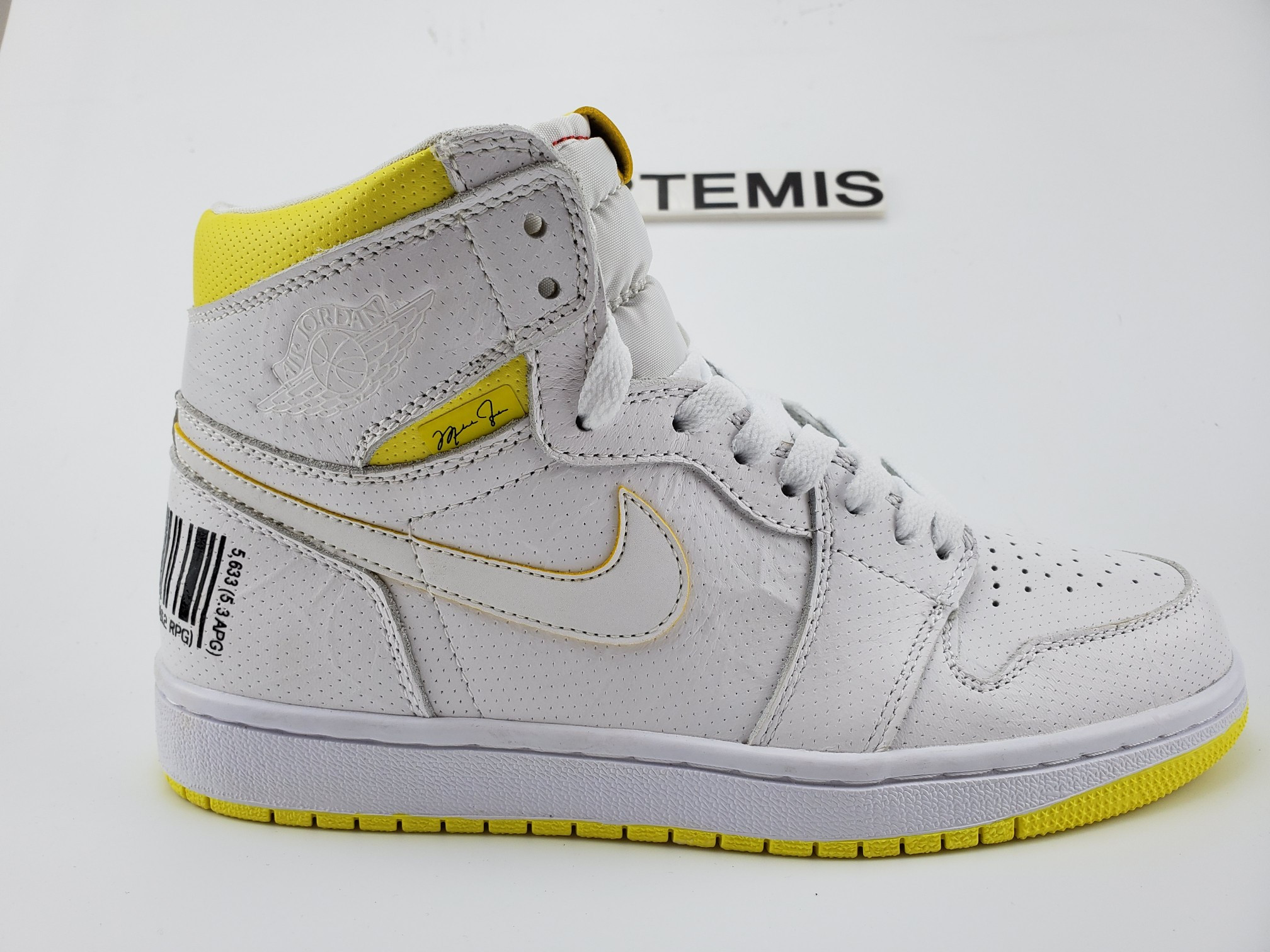 Air Jordan 1 High “First Class Flight”