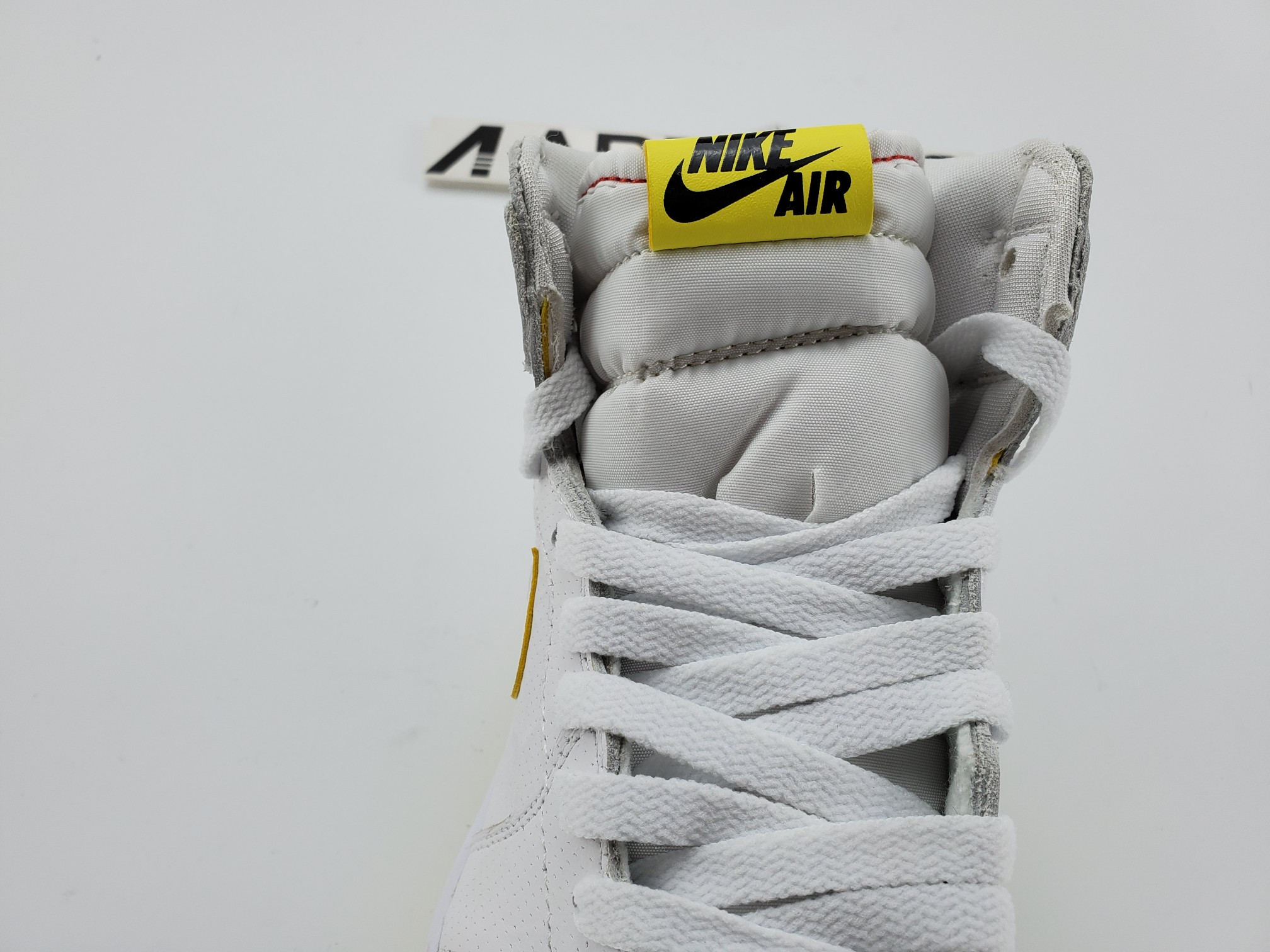 Air Jordan 1 High “First Class Flight”