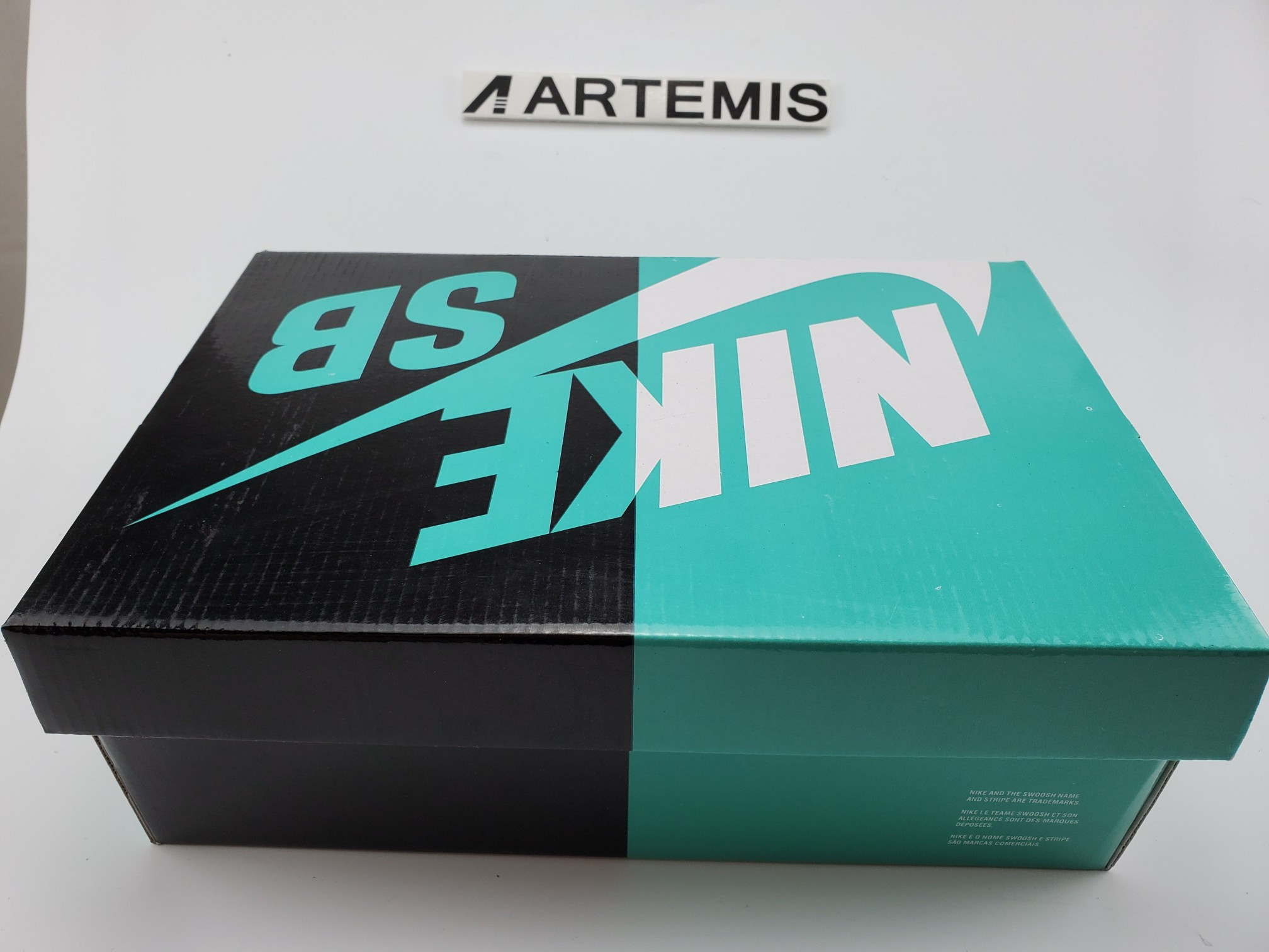 Air Jordan 1 Retro High SB Lance Mountain Black