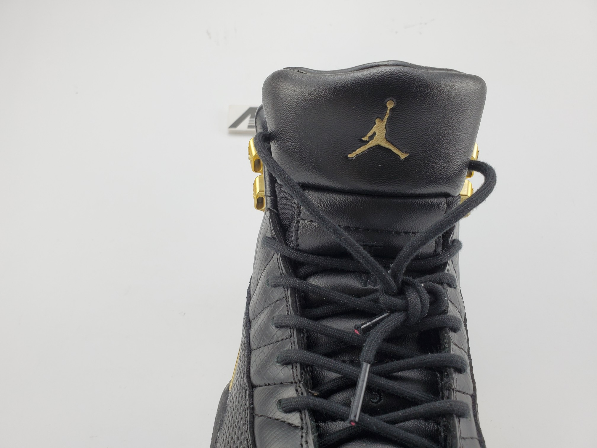 Air Jordan 12 Retro Black Metallic Gold White