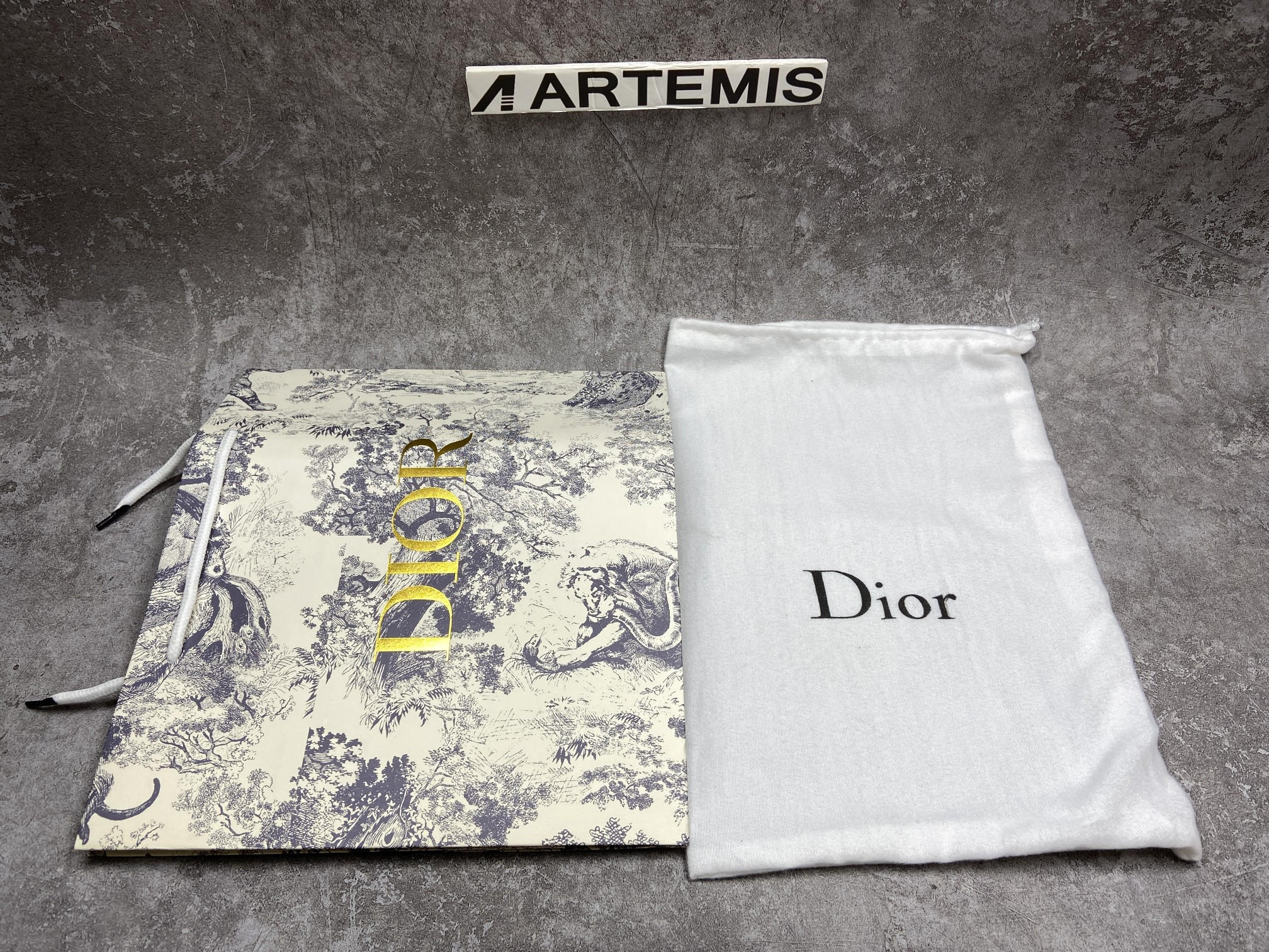 Dior D Connect White Neoprene