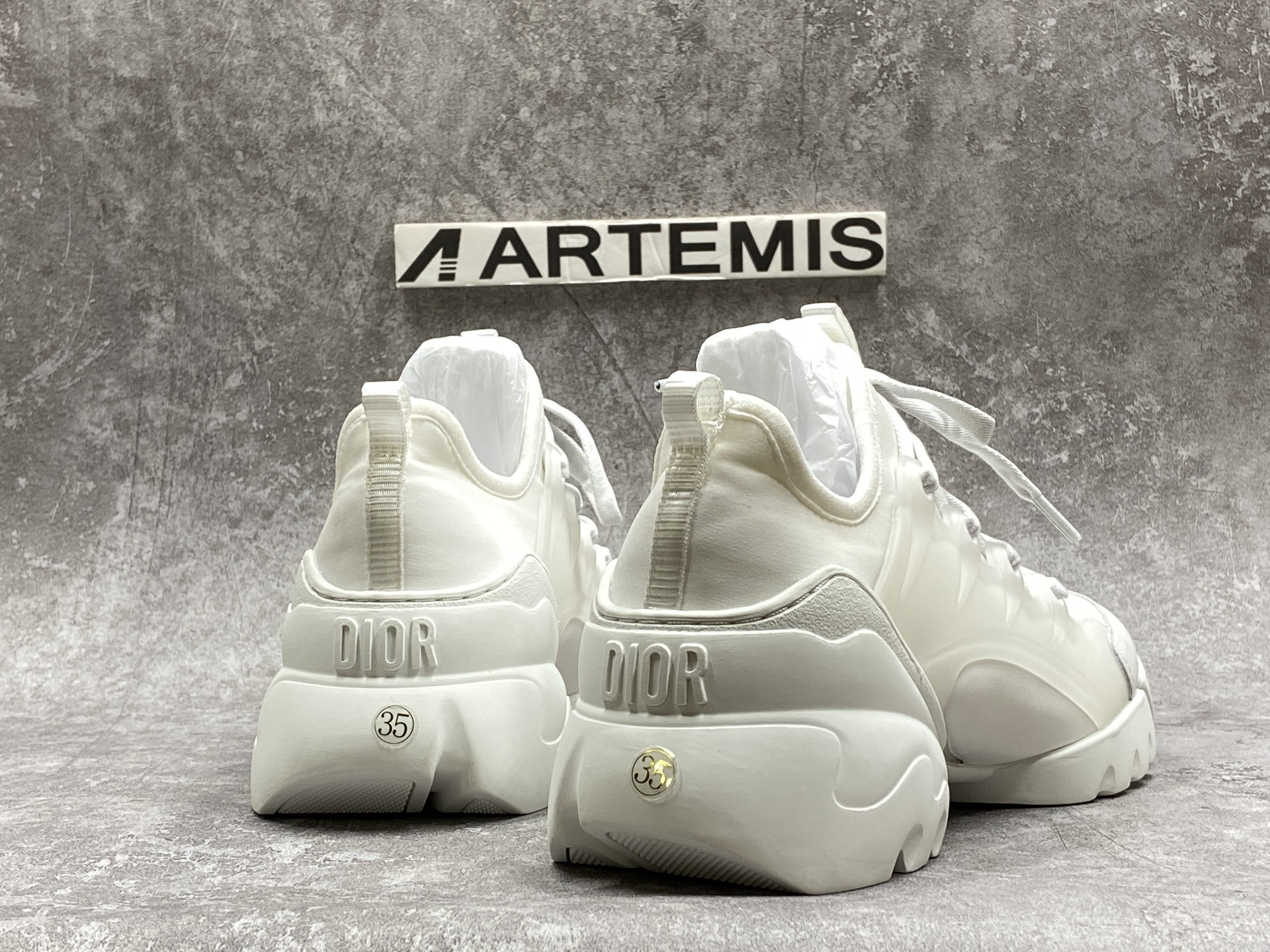 Dior D Connect White Neoprene