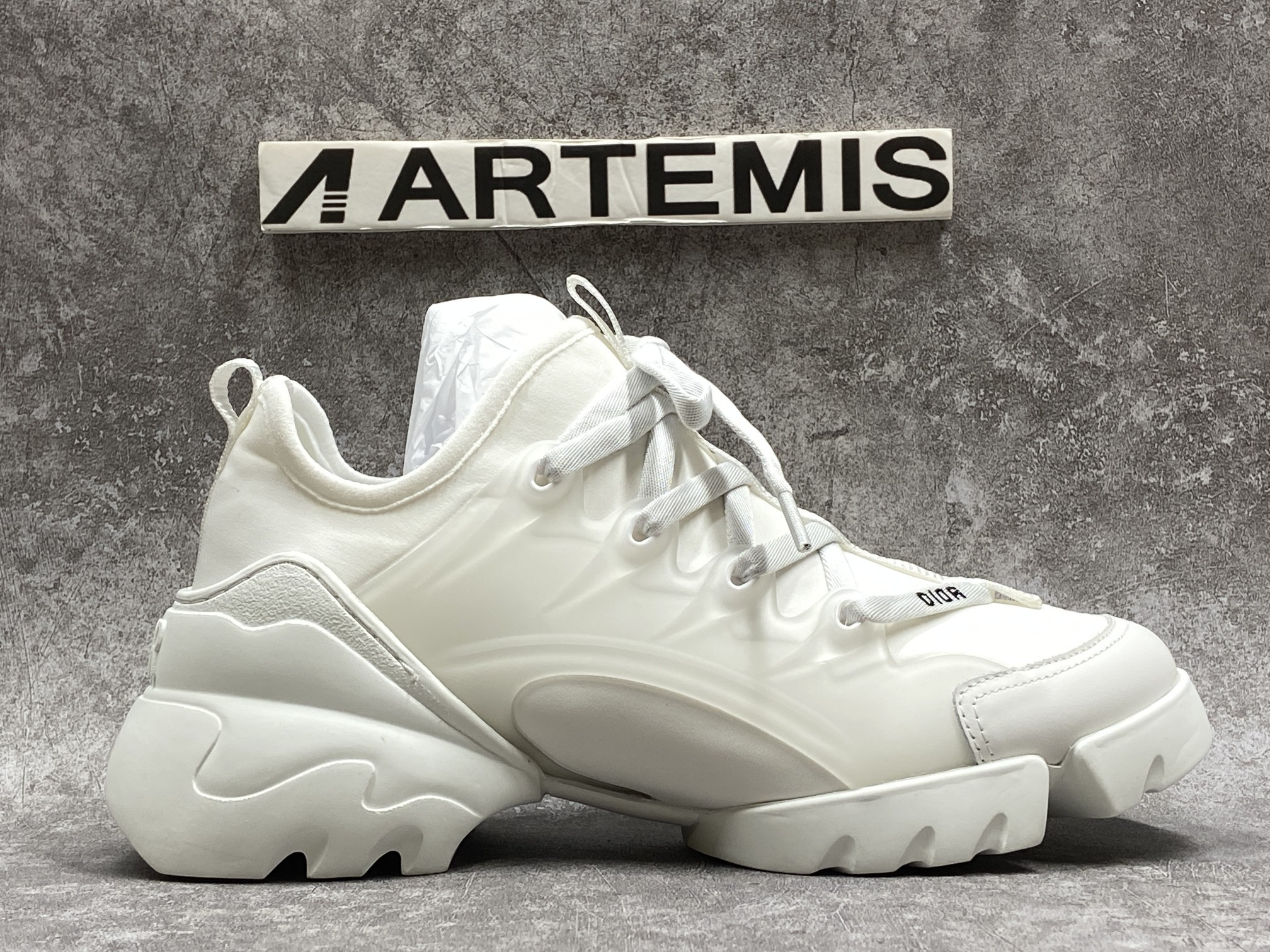 Dior D Connect White Neoprene