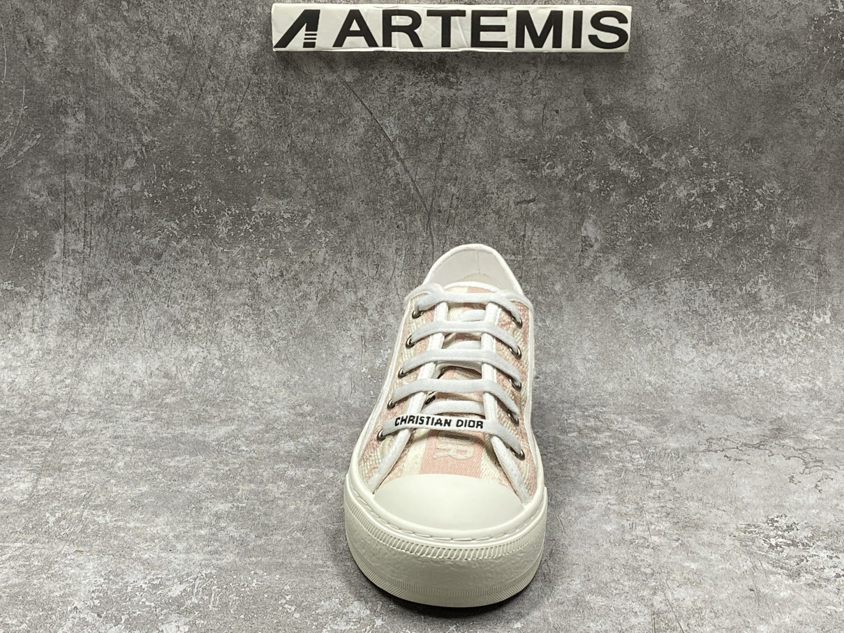 Dior Walk N Dior Patch Embroidery Pink