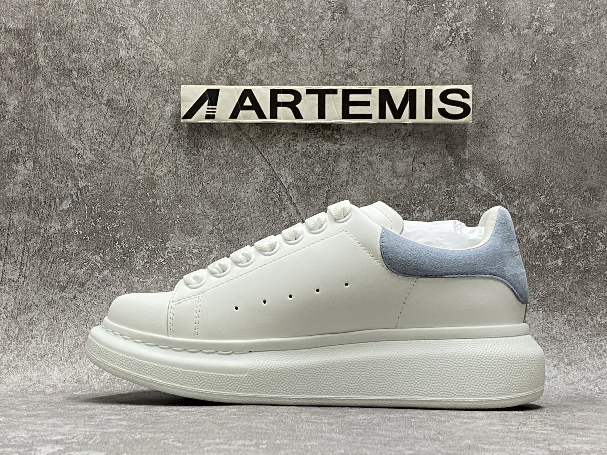 Alexander McQueen Oversized Light Blue Sneaker