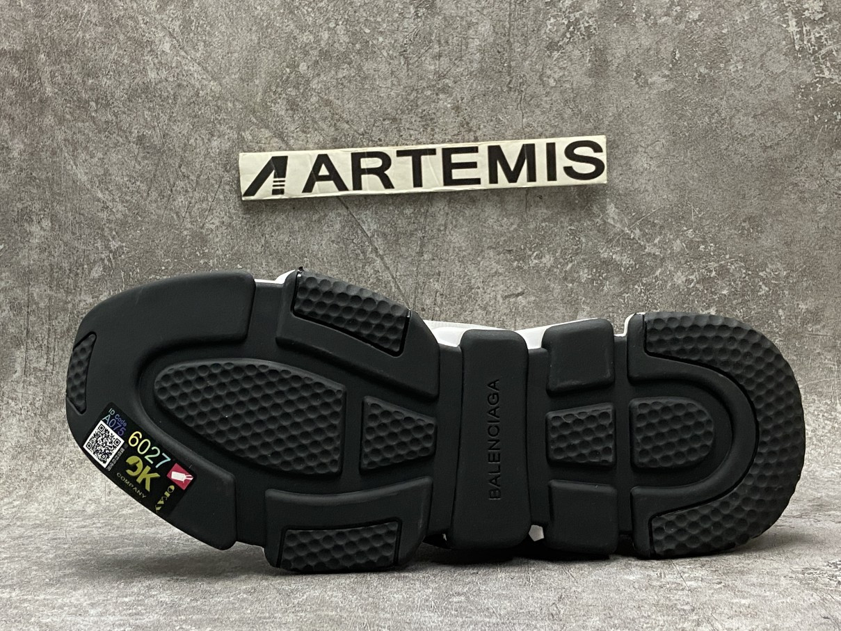 Balenciga Graffiti Speed Sneaker