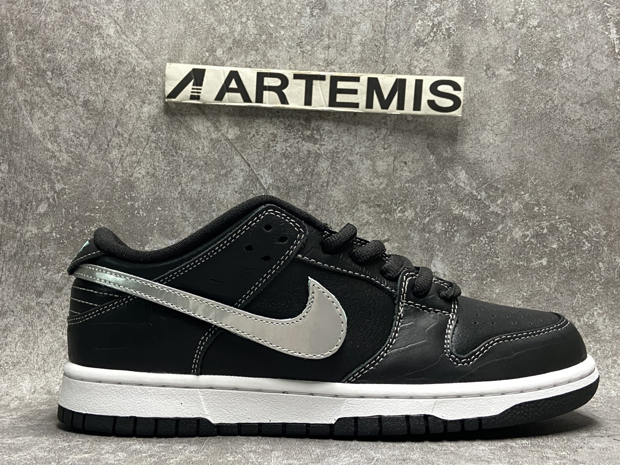 Nike SB Dunk Low Diamond Supply Co Black Diamond