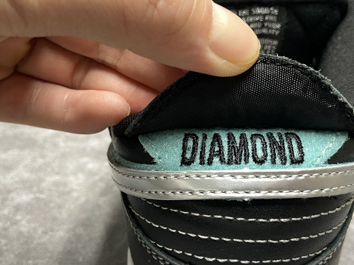 Nike SB Dunk Low Diamond Supply Co Black Diamond