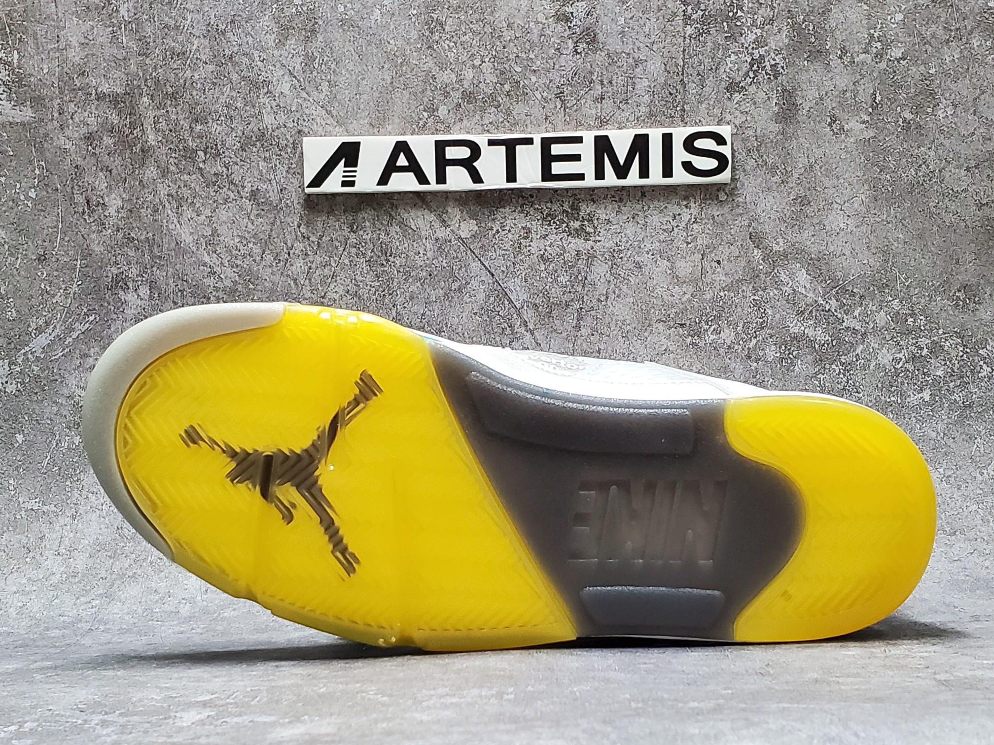 Air Jordan 5 Retro Off White Grape