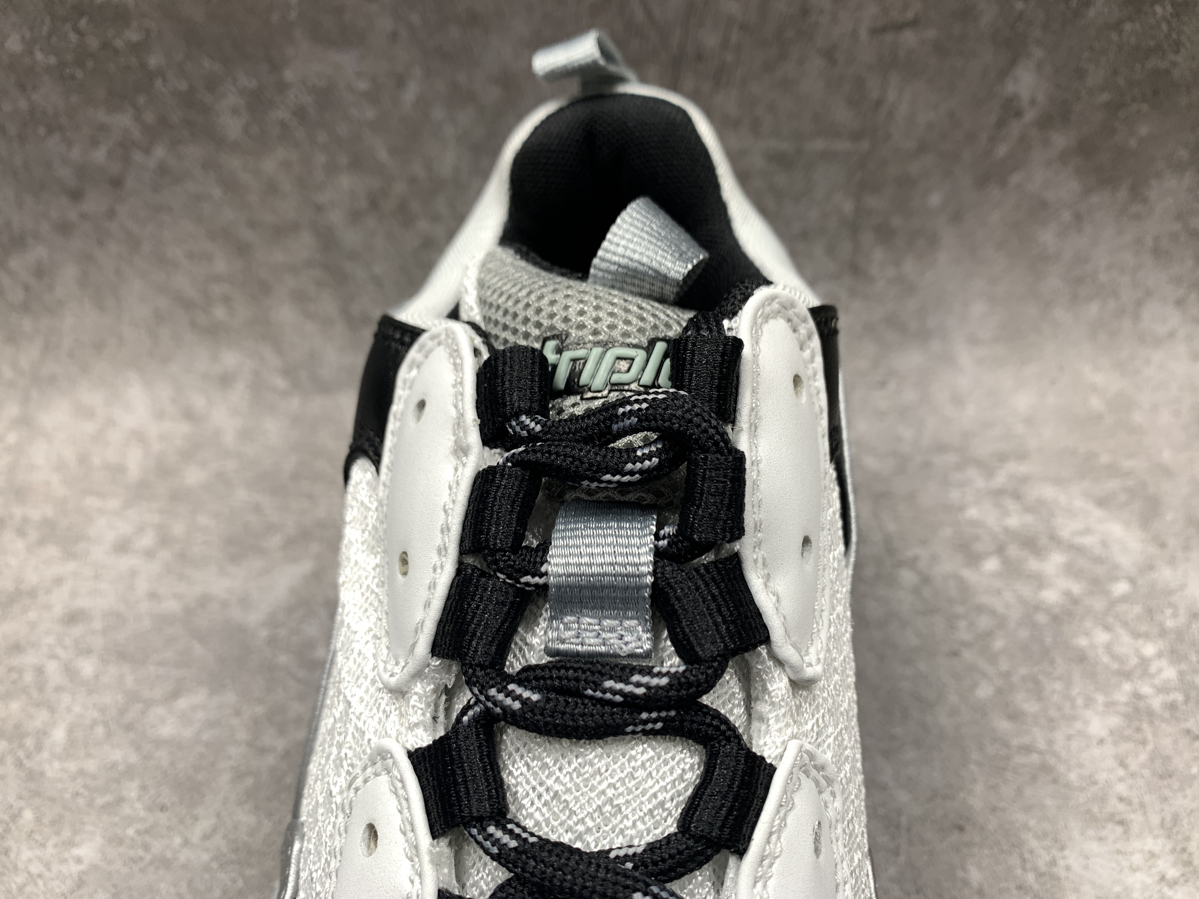 Balenciga Triple S Black Silver