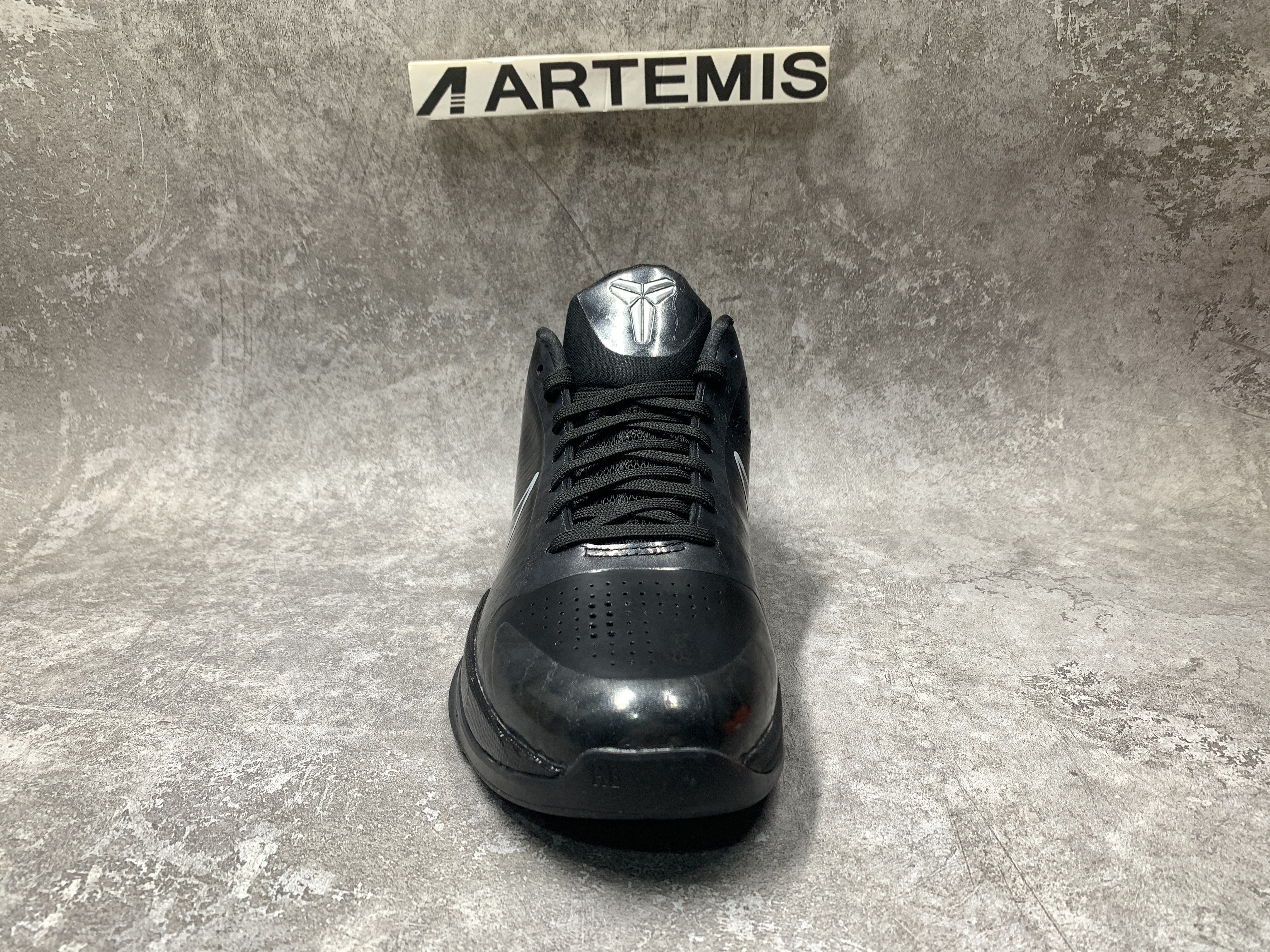 Nike Kobe 5 Blackout