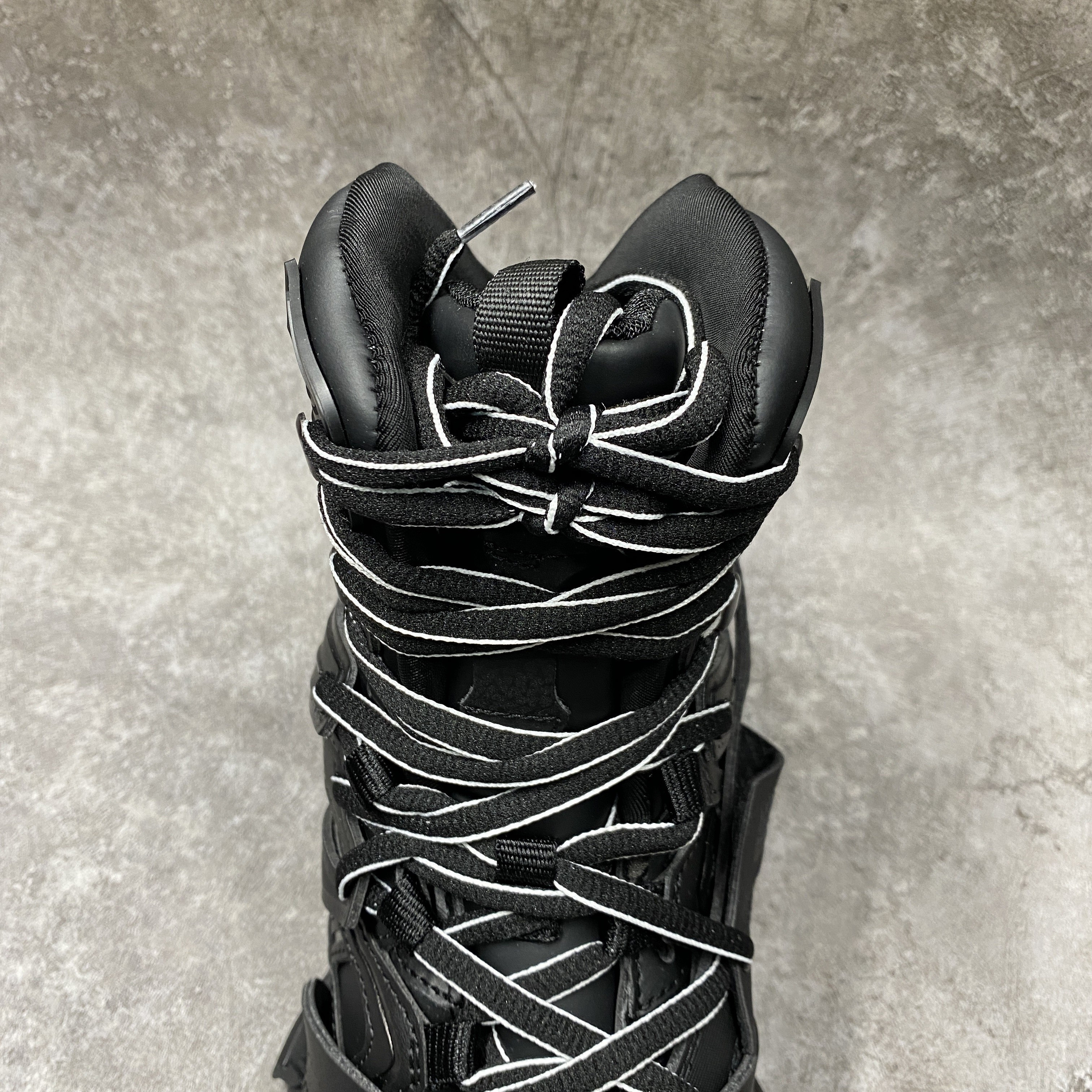 Balenciga Track Hike Black With Leather