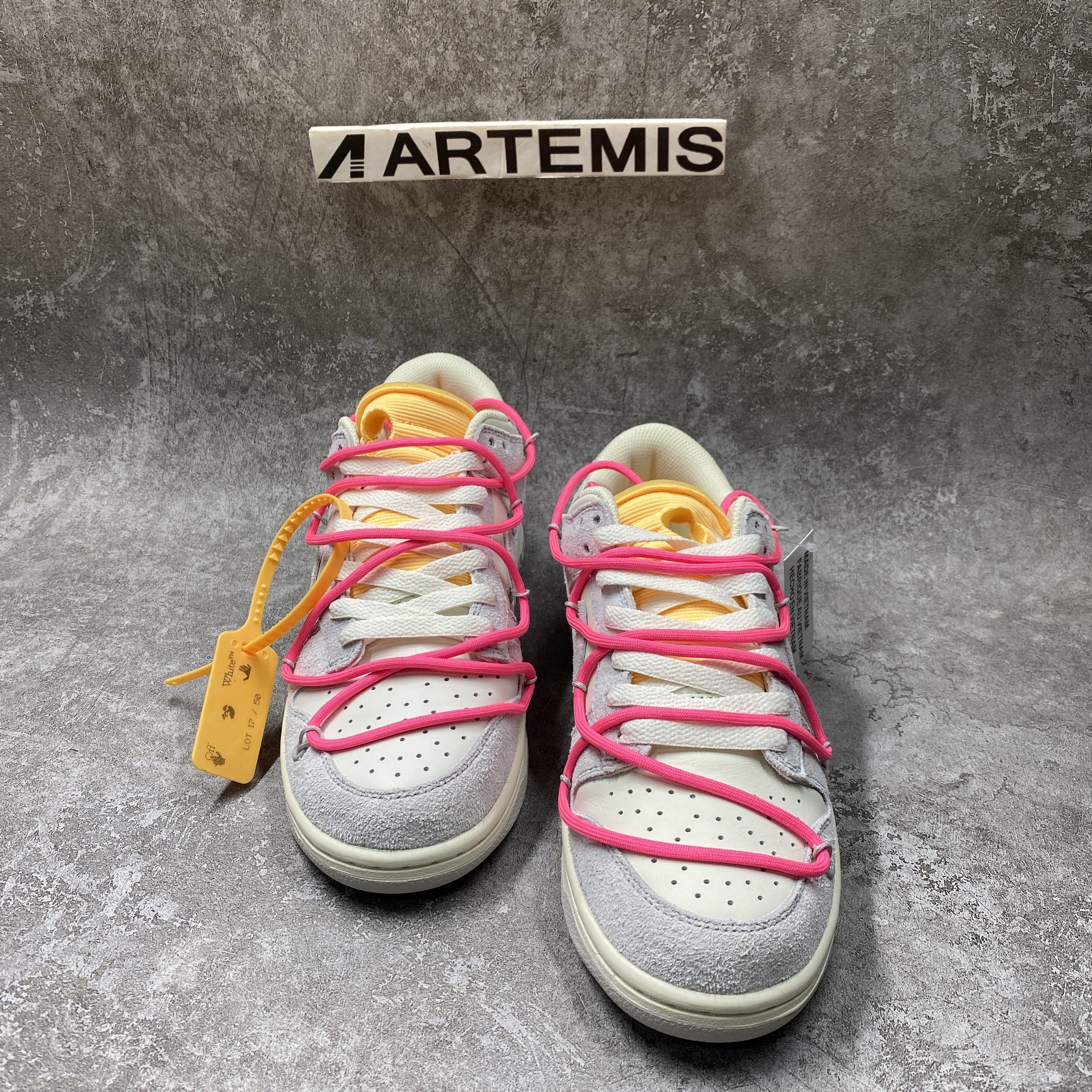 Nike Dunk Low Off-White Lot 17