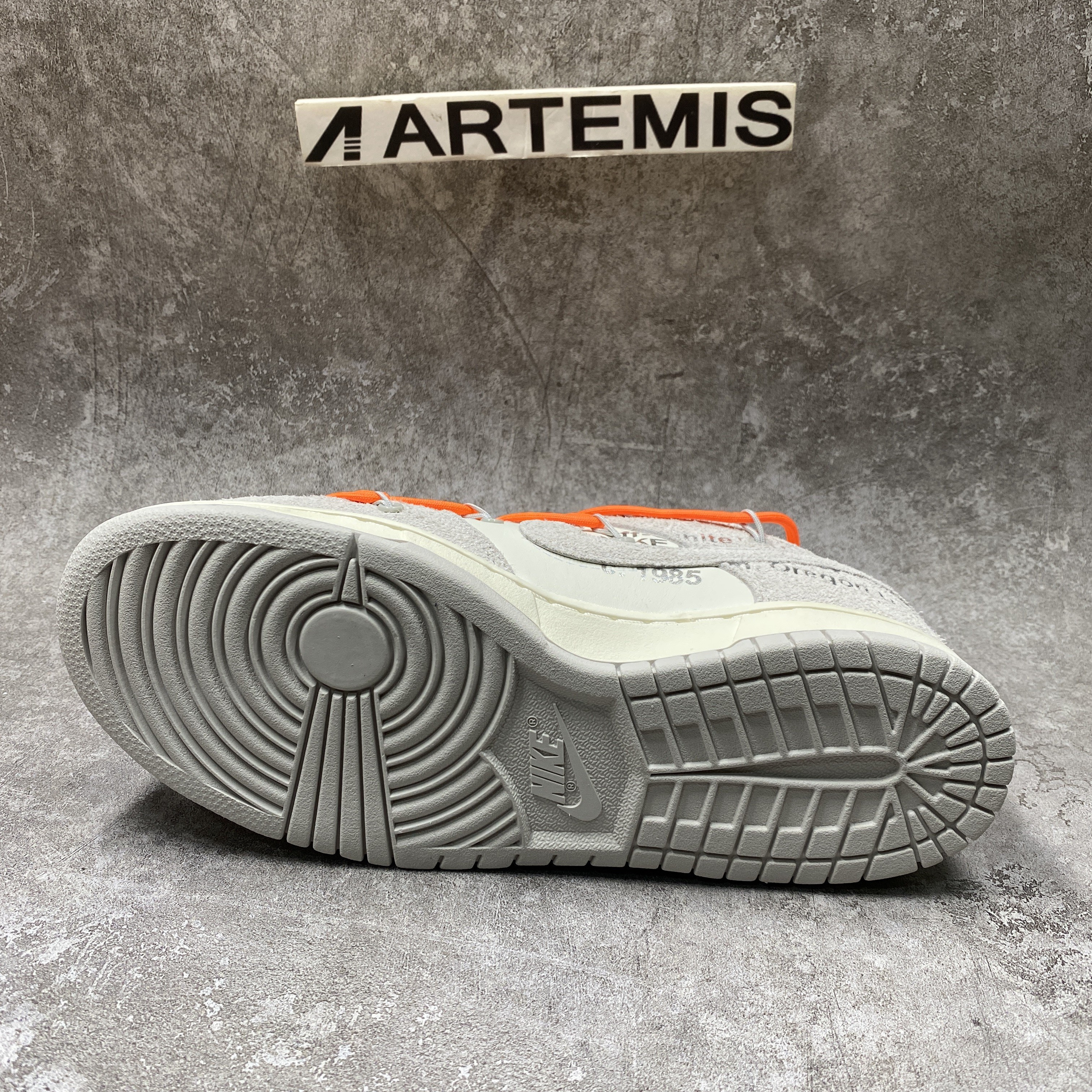 Nike Dunk Low Off-White Lot 11