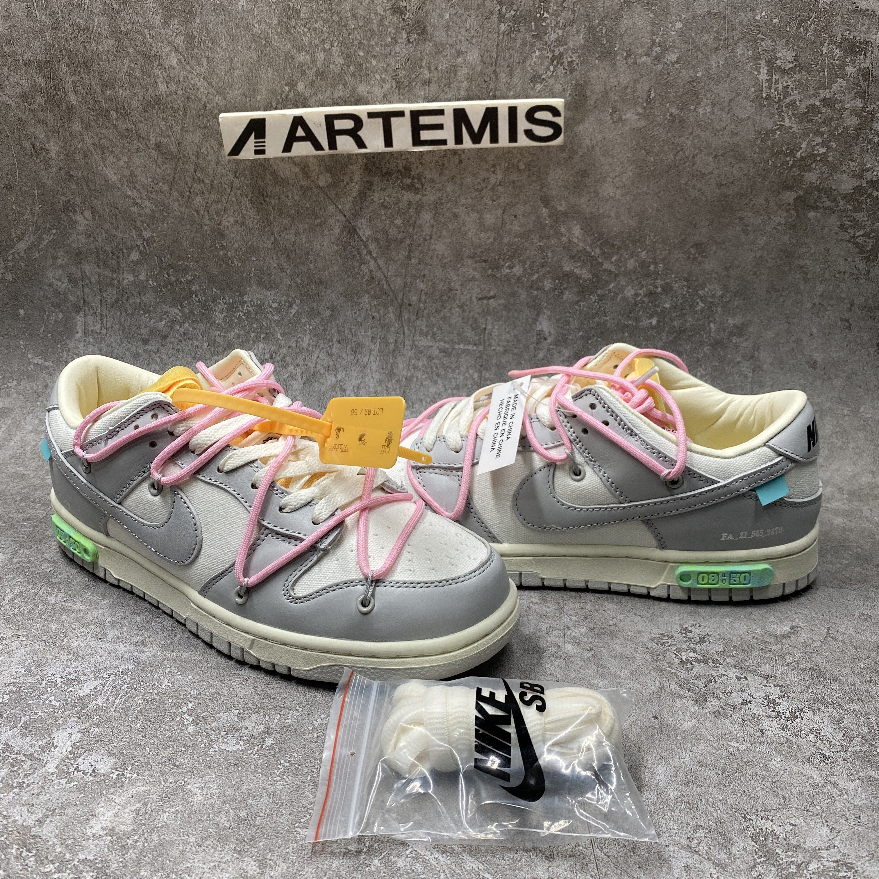 Nike Dunk Low Off-White Lot 9