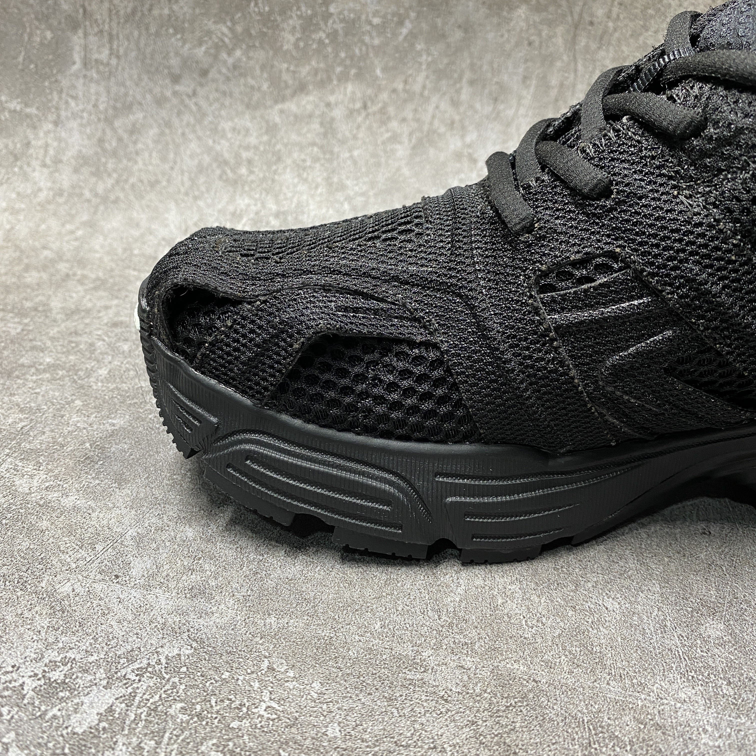 Balenciga Phantom Sneaker Black