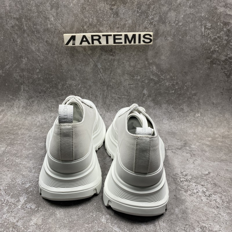 Alexander McQueen Tread Slick Low Lace Up White