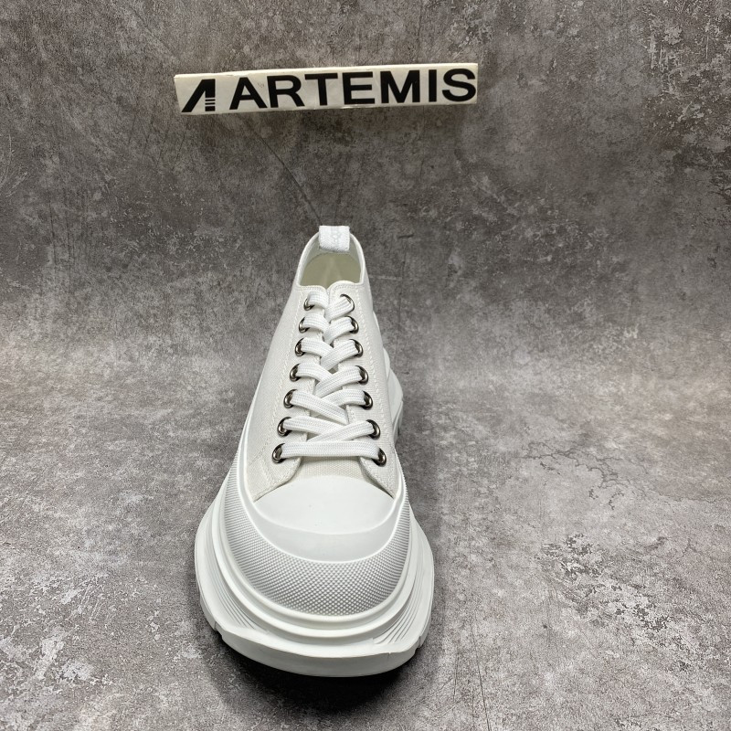 Alexander McQueen Tread Slick Low Lace Up White