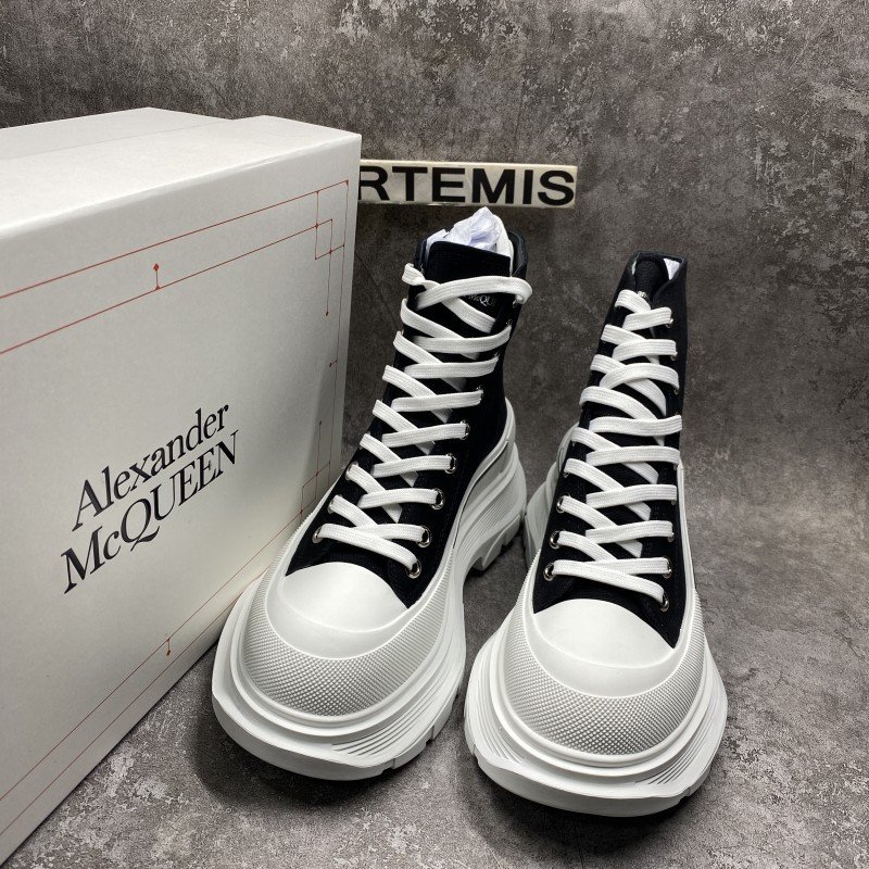 Alexander McQueen Tread Slick High Lace Up Boot Black White