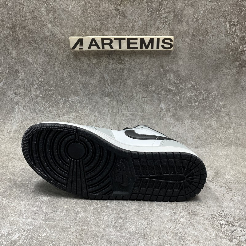 Air Jordan 1 Low Light Smoke Grey