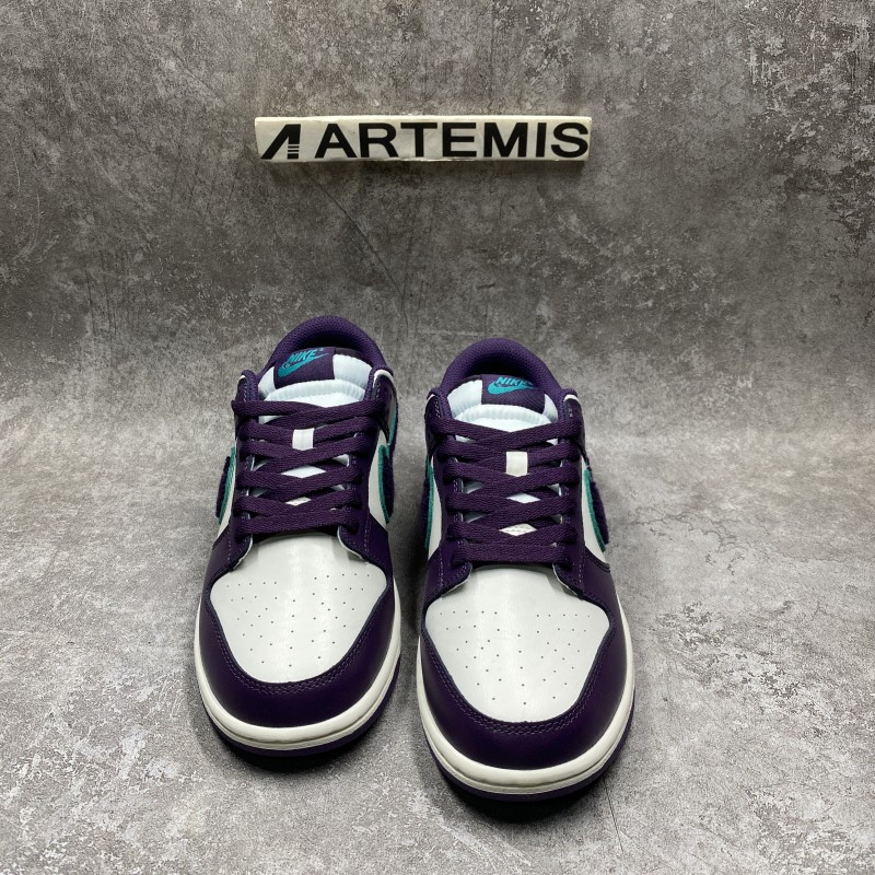 Nike Dunk Low Chenille Swoosh