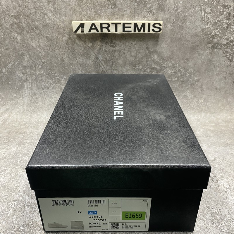 Chanel 22P Trainer White