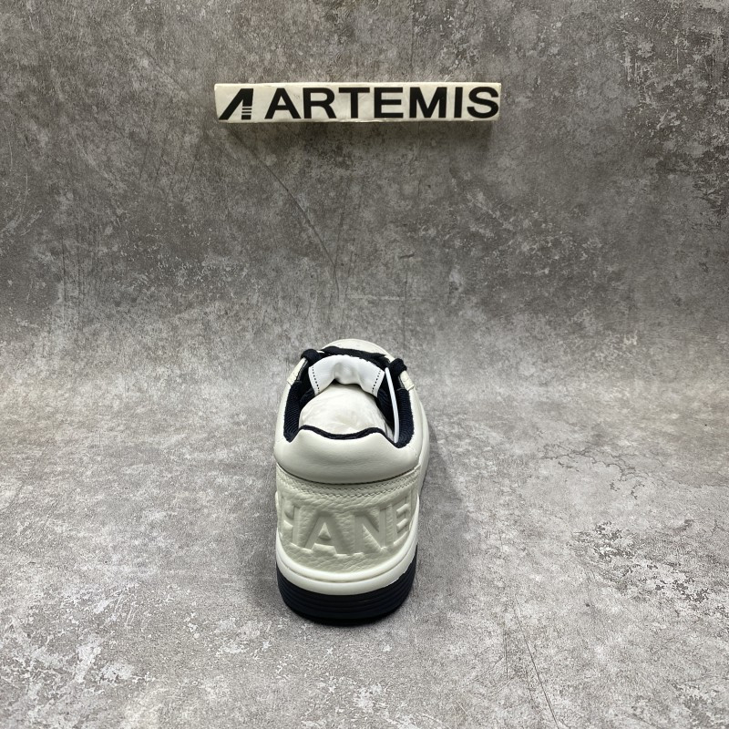 Chanel 22P Trainer White Black