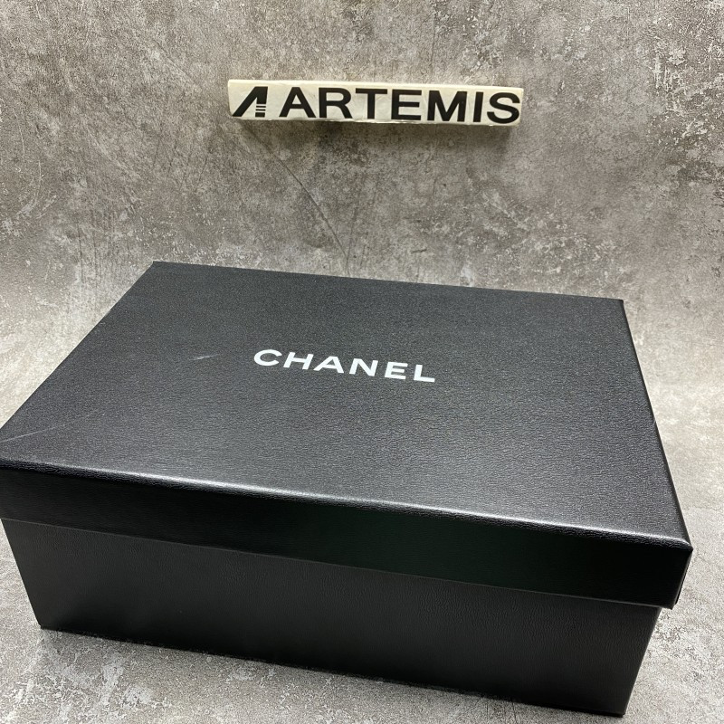 Channel 22C Diamond sports shoes in pink