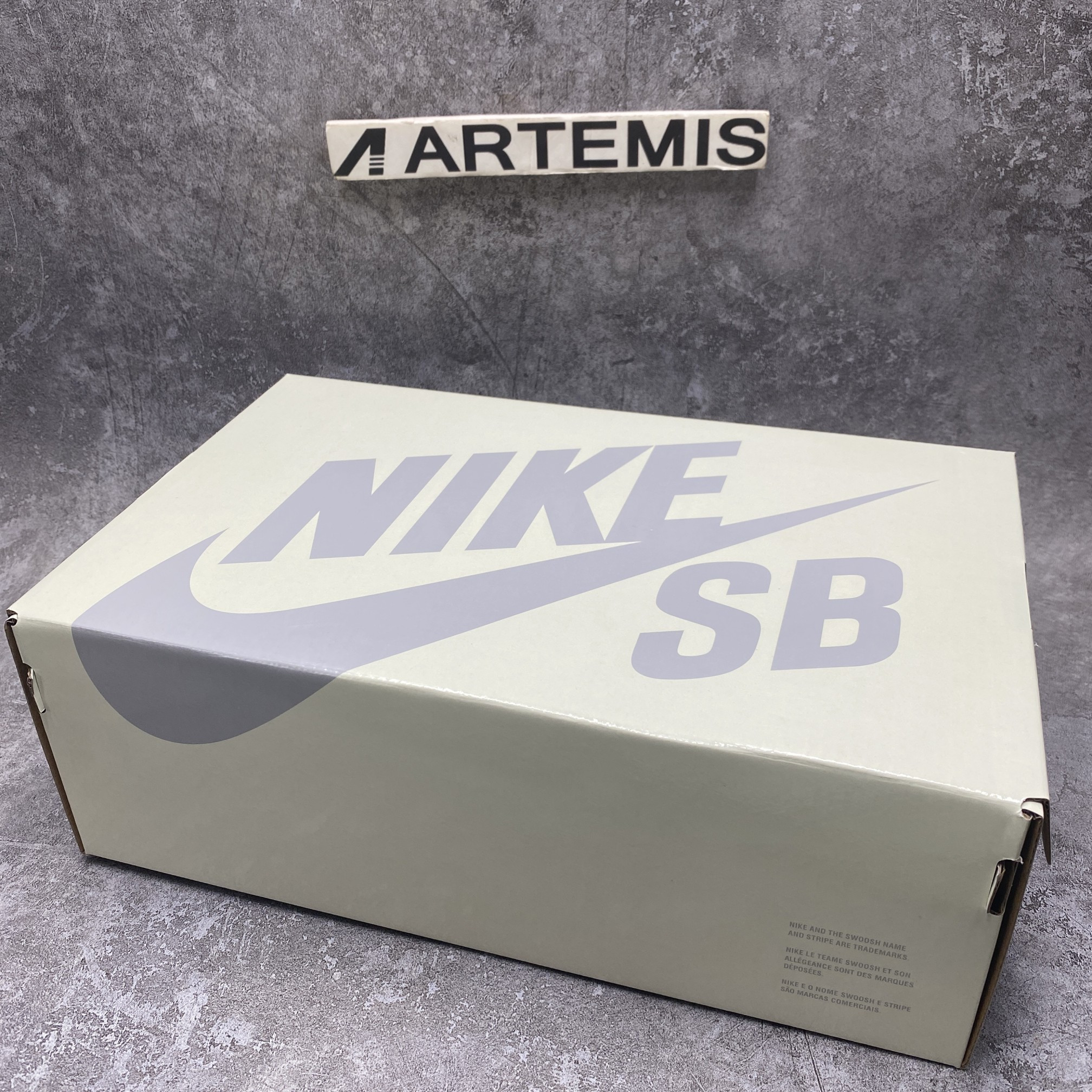 Nike SB Dunk Low Crenshaw Skate Club