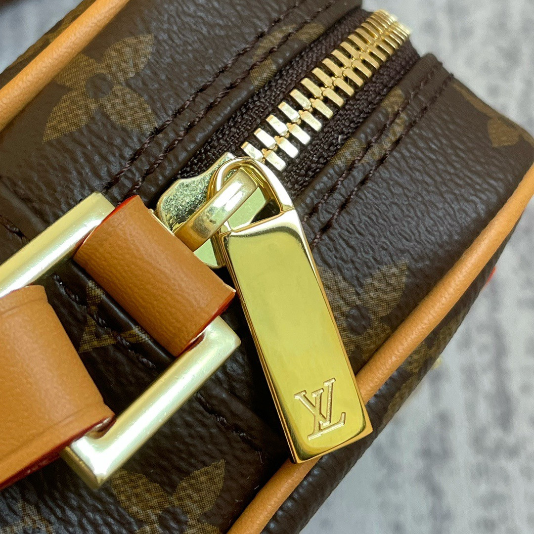 LOUIS VUITTON LV CITE PM M51183
