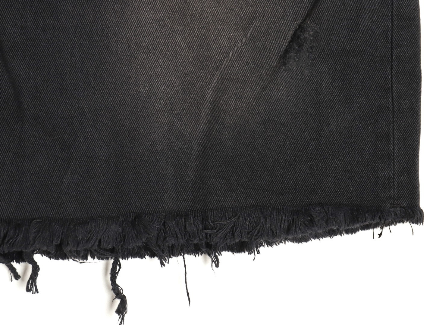 Balenciaga BLCG 24ss shorts