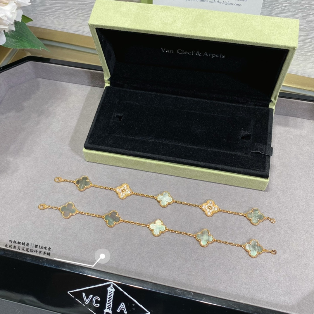 Van Cleef & Arpels Natural Gray Mother-of-Pearl Alhambra Bracelet