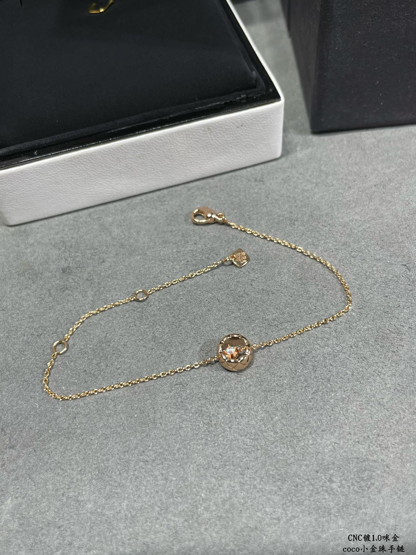 Chanel Carved diamond-shaped gold bead Bracelet