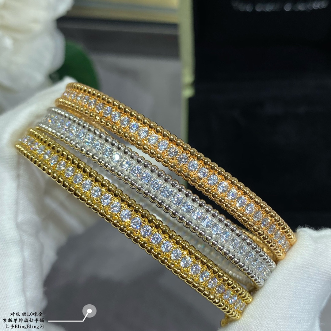 Van Cleef & Arpels narrow single row full diamond bracelet