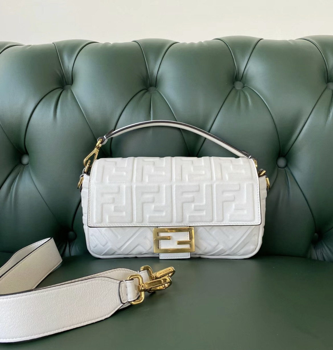 FENDI small baguette bag