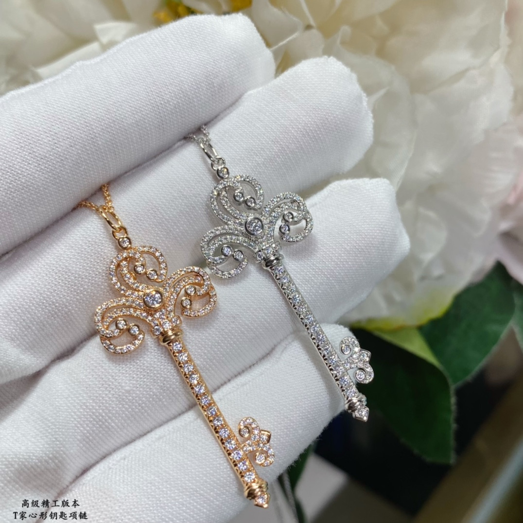 Tiffany & Co. Heart Key Necklace Ag925