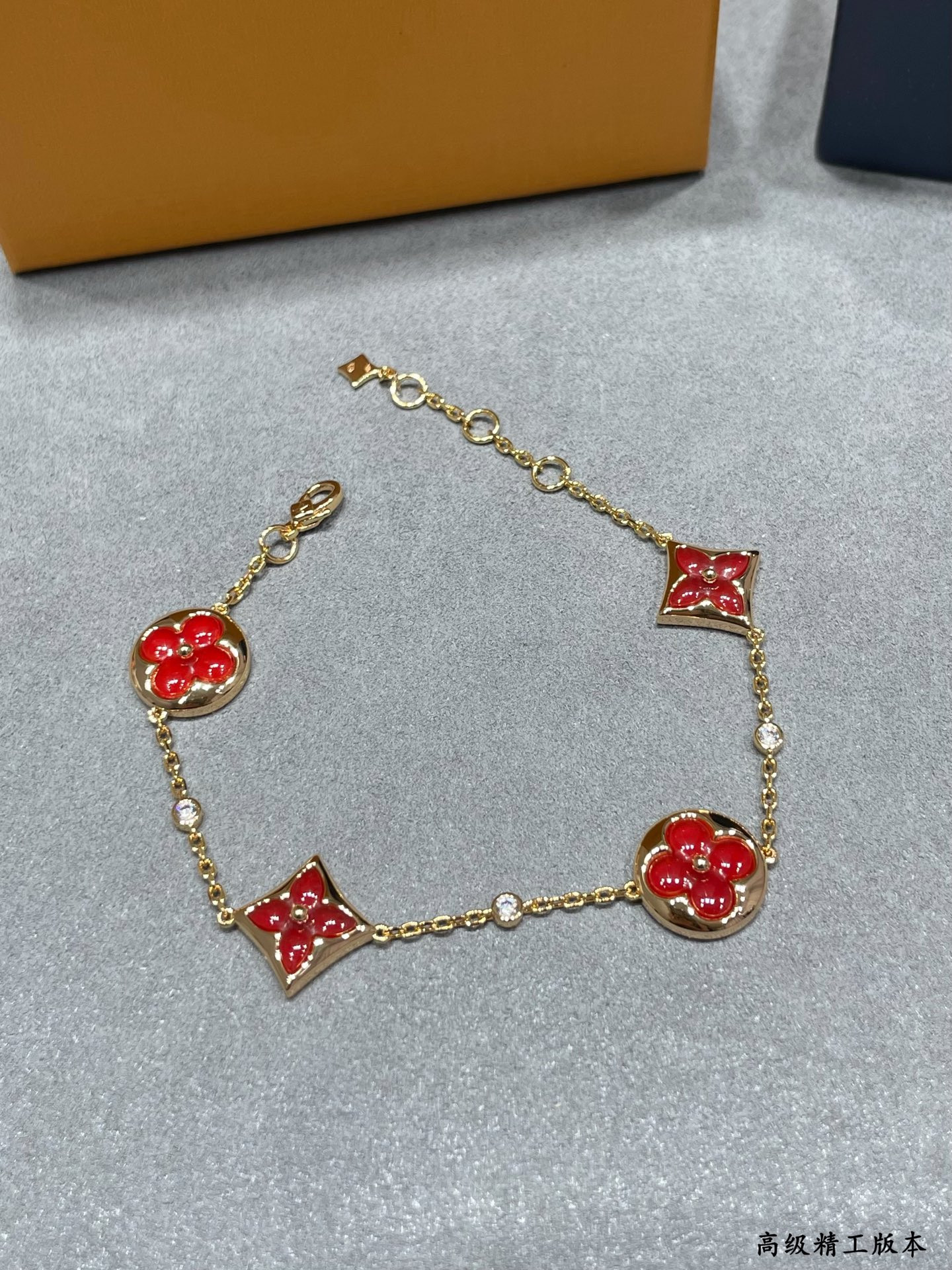 Louis Vuitton Large Red Agate Four Flower Bracelet