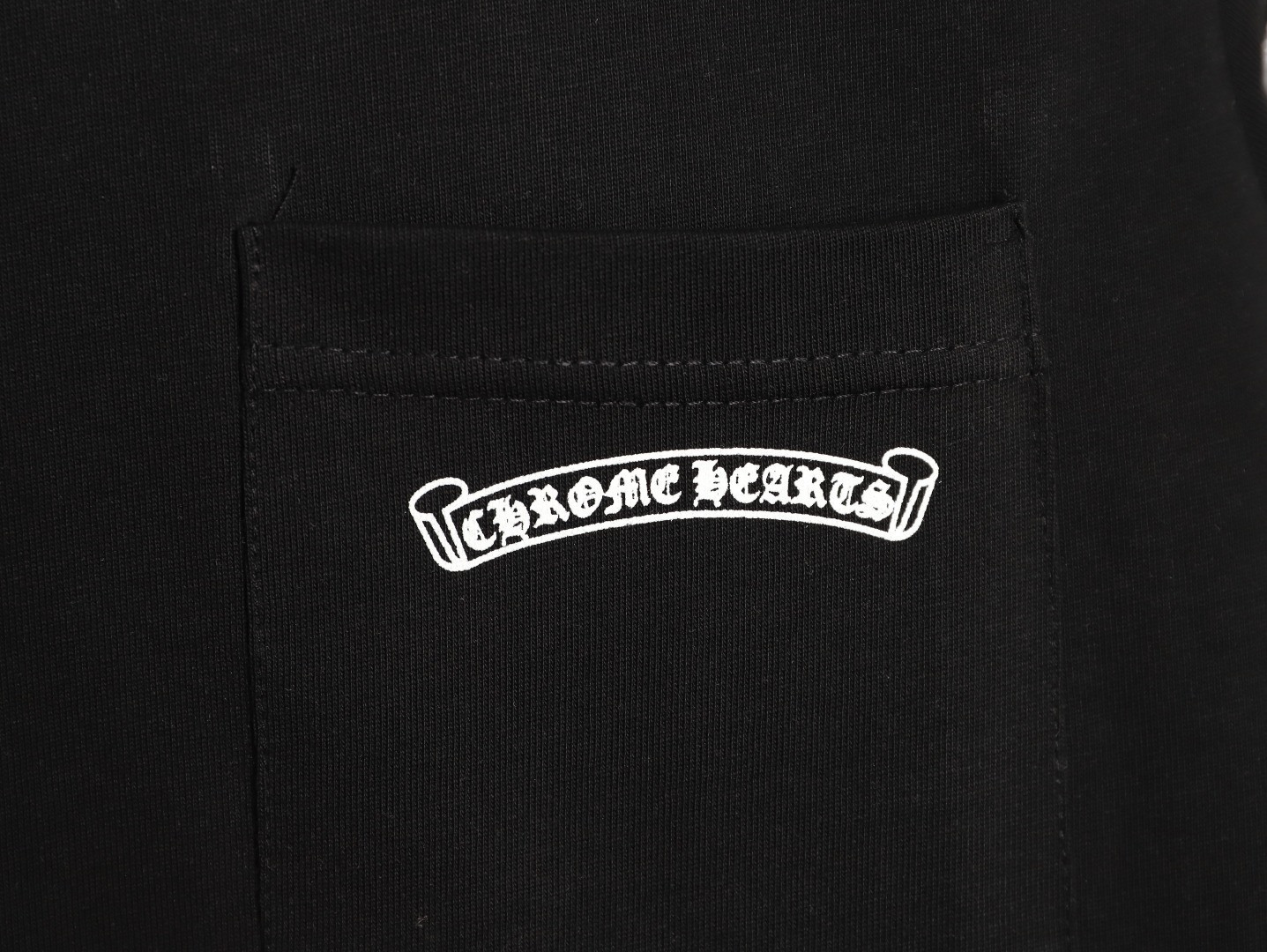 Ch*0me He**ts long-sleeved t-shirt