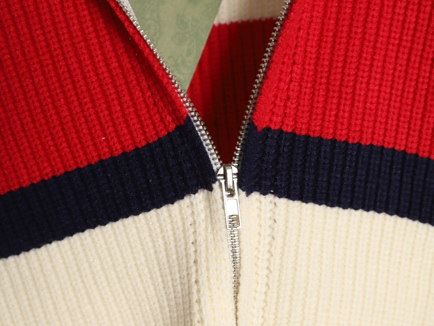 Gucci 25Fw Sweaters Coats