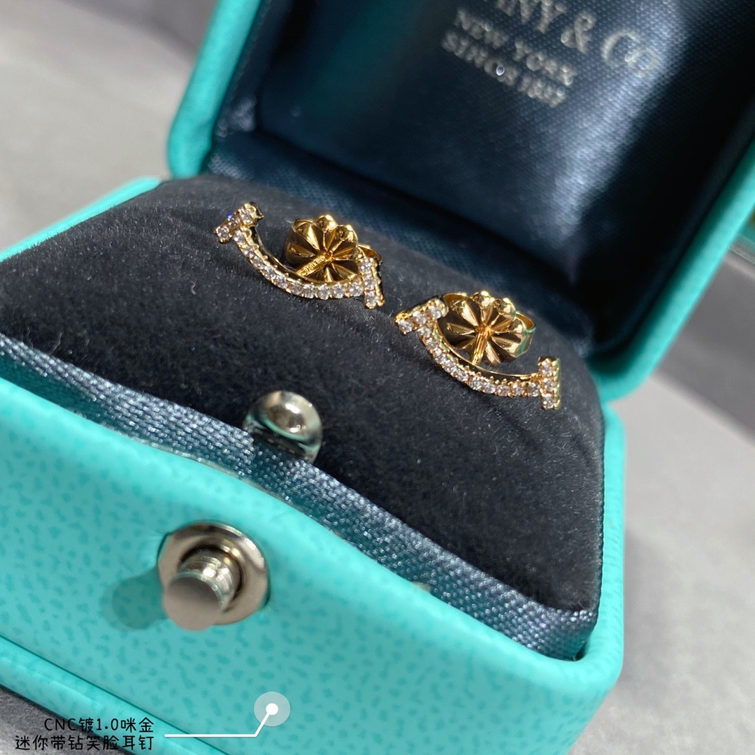 Tiffany & Co. Mini Smile With diamond Stud Earrings