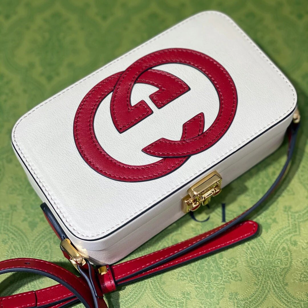 Gucci Interlocking G mini bag