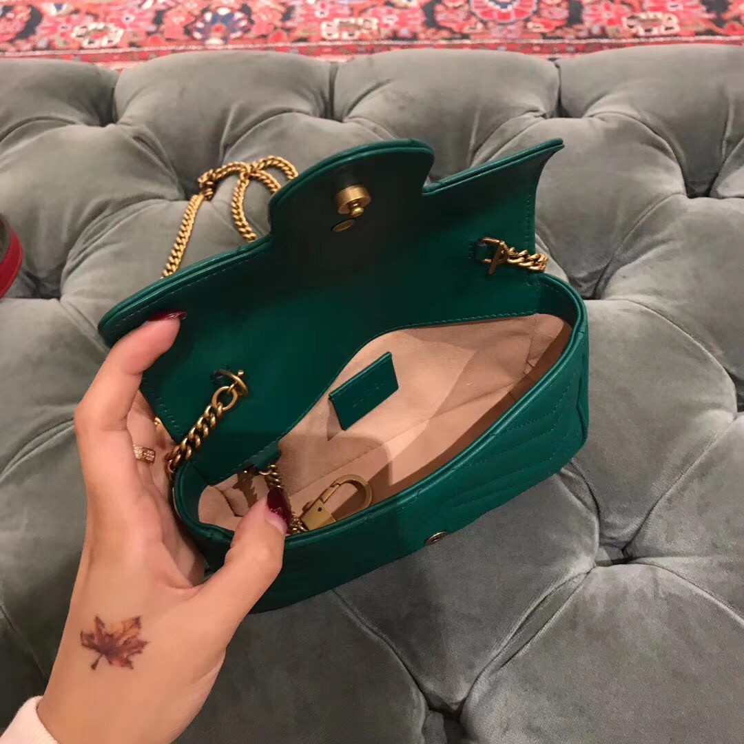 GG Marmont matelasse leather super mini bag