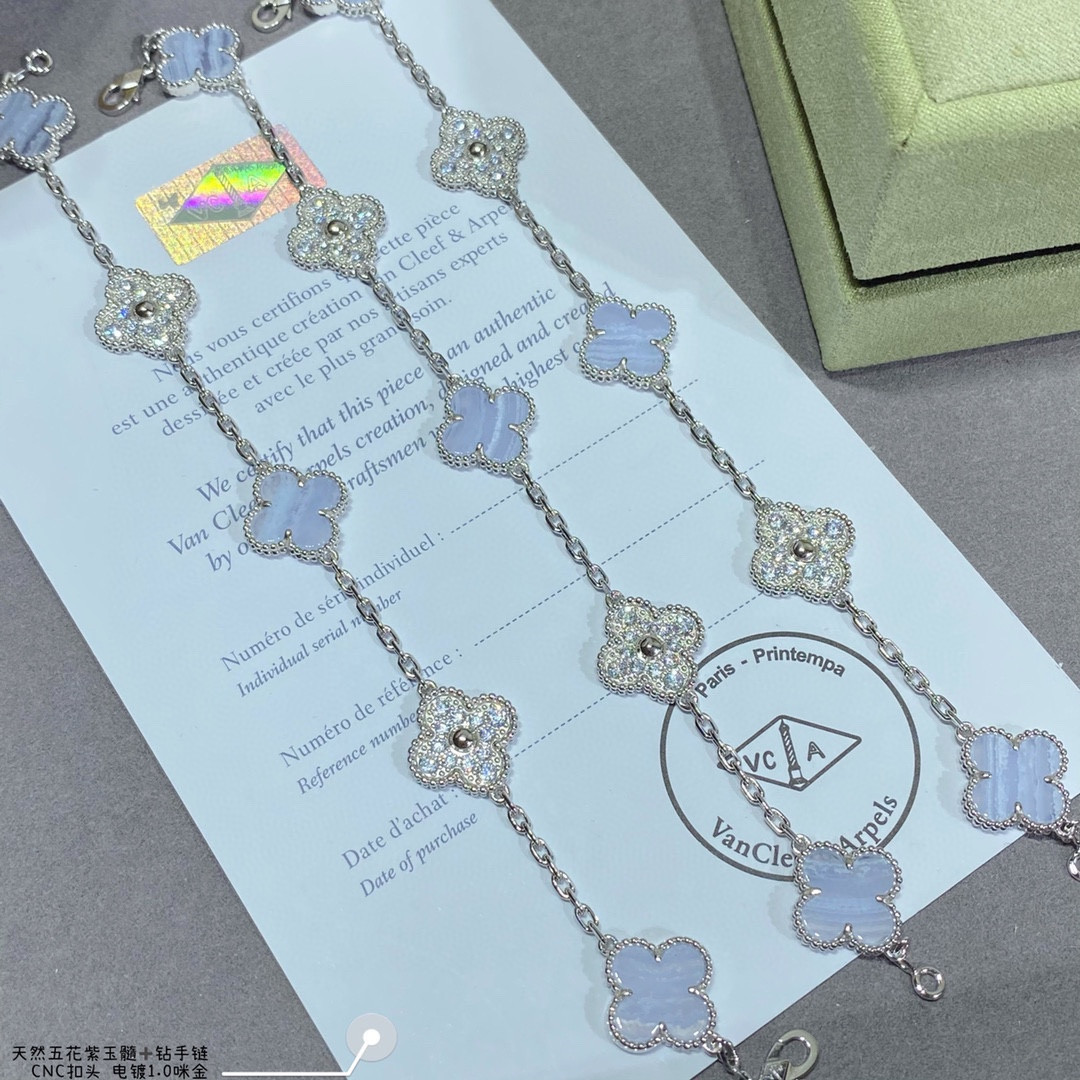 Van Cleef & Arpels Natural purple chalcedony interval diamond five-flower four-leaf clover Bracelet